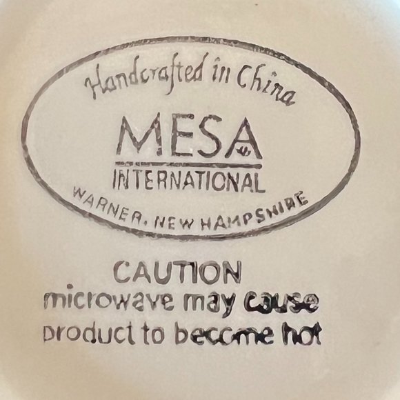 Mesa International Handcrafted Hand Painted Mug w/ Birds and Birdhouses - Picture 7 of 9